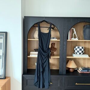 Aritzia Black Wilfred Saturn Midi Dress
